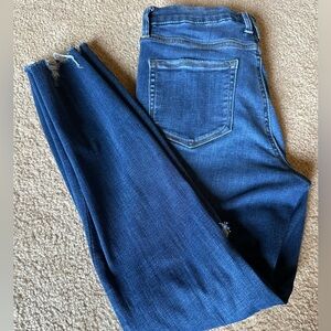 Good American Good Legs Distressed Jeans